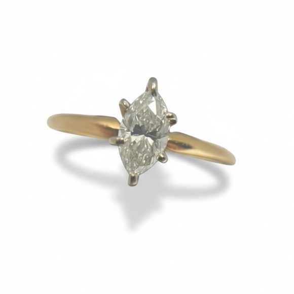 Vintage: .5 CT Marquise Diamond Solitaire Engagement Ring 𖦹 14K Gold 𖦹 Size 5 - Picture 4 of 16